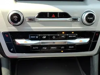 Ford Explorer 2023 AWD XLT 4 puertas SUV