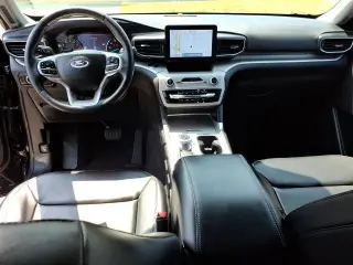 Ford Explorer 2023 AWD XLT 4 puertas SUV