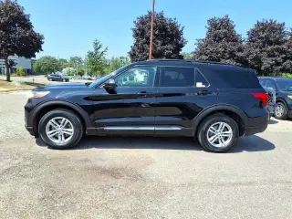 Ford Explorer 2023 AWD XLT 4 puertas SUV
