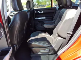 Ford Explorer 2024 AWD XLT 4 puertas SUV