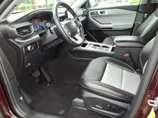 Ford Explorer 2023 AWD XLT 4 puertas SUV