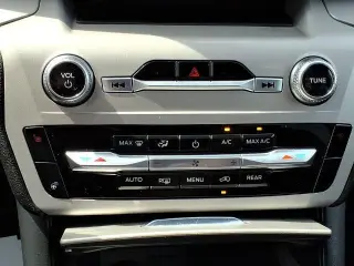 Ford Explorer 2023 AWD XLT 4 puertas SUV