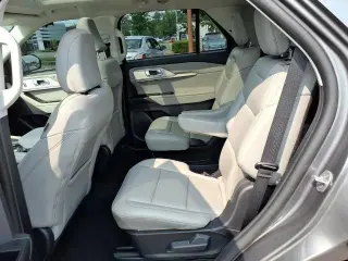 Ford Explorer 2025 AWD Active 4 puertas SUV