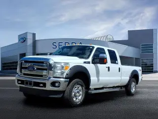Ford F-250 Super Duty 2016 4x4 XLT Cabina Doble 4 puertas 6.8 pies. Pickup