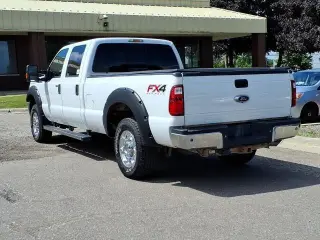Ford F-250 Super Duty 2016 4x4 XLT Cabina Doble 4 puertas 6.8 pies. Pickup