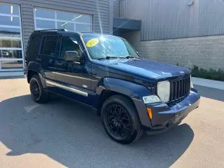 Jeep Liberty 2012 4x4 Sport 4 puertas SUV