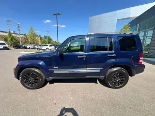Jeep Liberty 2012 4x4 Sport 4 puertas SUV