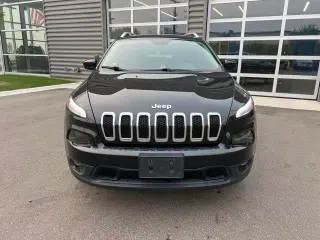 Jeep Cherokee 2016 4x4 Latitude 4 puertas SUV