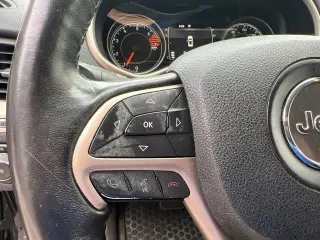 Jeep Cherokee 2016 4x4 Latitude 4 puertas SUV