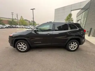 Jeep Cherokee 2016 4x4 Latitude 4 puertas SUV