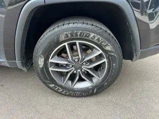 Jeep Grand Cherokee 2019 4x4 Limited 4 puertas SUV