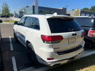 Jeep Grand Cherokee 2015 4x4 Overland 4 puertas SUV