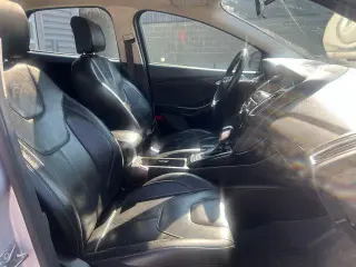 Ford Focus 2018 Titanium 4 puertas Hatchback