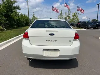Ford Focus 2010 SE 4 puertas Sedan