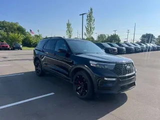 Ford Explorer 2023 AWD ST 4 puertas SUV