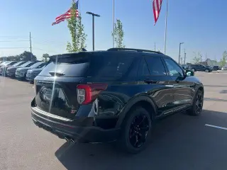 Ford Explorer 2023 AWD ST 4 puertas SUV