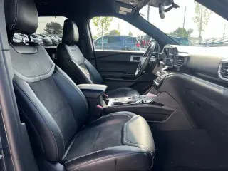 Ford Explorer 2023 AWD ST 4 puertas SUV