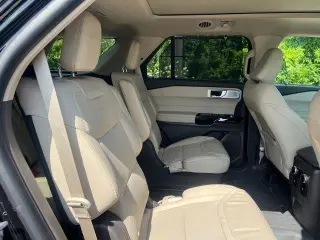 Ford Explorer 2023 AWD Platinum 4 puertas SUV