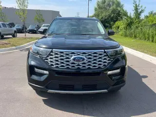 Ford Explorer 2023 AWD Platinum 4 puertas SUV