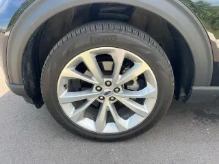Ford Explorer 2023 AWD Platinum 4 puertas SUV