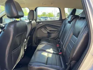 Ford Escape 2016 AWD Titanium 4 puertas SUV