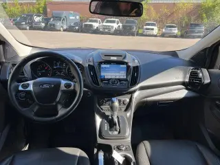 Ford Escape 2016 AWD Titanium 4 puertas SUV