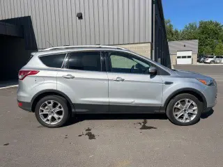 Ford Escape 2016 AWD Titanium 4 puertas SUV