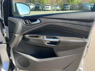 Ford Escape 2016 AWD Titanium 4 puertas SUV