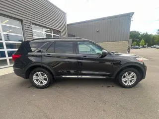 Ford Explorer 2023 AWD XLT 4 puertas SUV