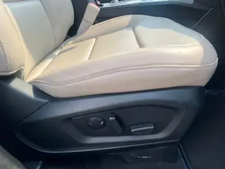 Ford Explorer 2023 AWD XLT 4 puertas SUV