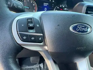 Ford Explorer 2024 AWD XLT 4 puertas SUV