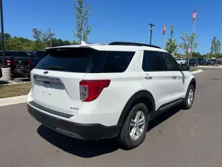 Ford Explorer 2024 AWD XLT 4 puertas SUV
