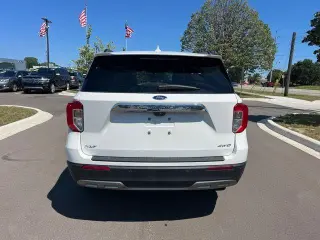 Ford Explorer 2024 AWD XLT 4 puertas SUV