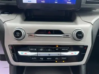 Ford Explorer 2024 AWD XLT 4 puertas SUV