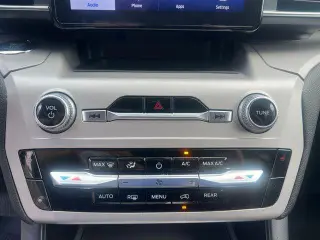 Ford Explorer 2023 AWD XLT 4 puertas SUV