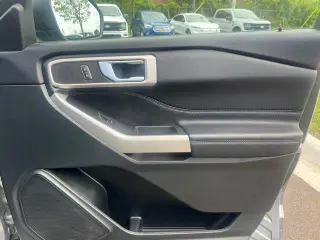 Ford Explorer 2023 AWD XLT 4 puertas SUV