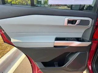 Ford Explorer 2024 AWD XLT 4 puertas SUV