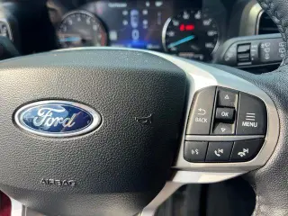 Ford Explorer 2024 AWD XLT 4 puertas SUV