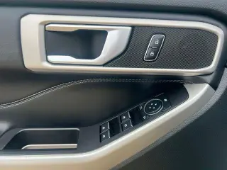 Ford Explorer 2023 AWD XLT 4 puertas SUV