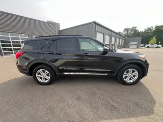 Ford Explorer 2023 AWD XLT 4 puertas SUV