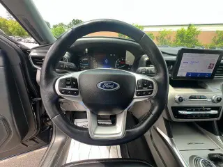 Ford Explorer 2023 AWD XLT 4 puertas SUV