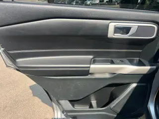 Ford Explorer 2023 AWD XLT 4 puertas SUV