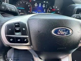 Ford Explorer 2023 AWD XLT 4 puertas SUV