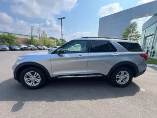 Ford Explorer 2023 AWD XLT 4 puertas SUV