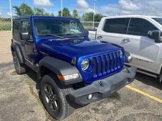 Jeep Wrangler 2020 4x4 Willys Sport 2 puertas SUV