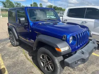 Jeep Wrangler 2020 4x4 Willys Sport 2 puertas SUV