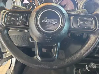 Jeep Wrangler 2023 4x4 Sport 2 puertas SUV
