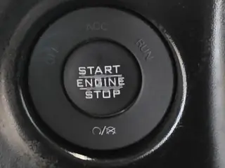 Jeep Wrangler 2023 4x4 Sport 2 puertas SUV