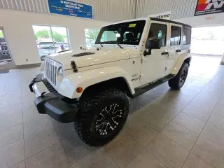Jeep Wrangler Unlimited 2017 4x4 Sahara 4 puertas SUV
