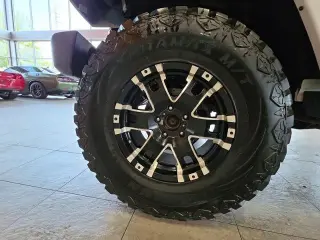 Jeep Wrangler Unlimited 2017 4x4 Sahara 4 puertas SUV